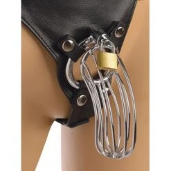 Strict Leather Keuschheitsgerät Harness Für Herren