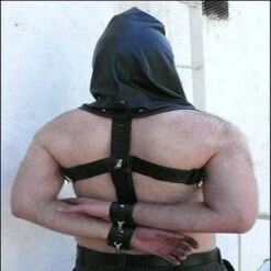 Maske Mit Handfessel Aus Leder